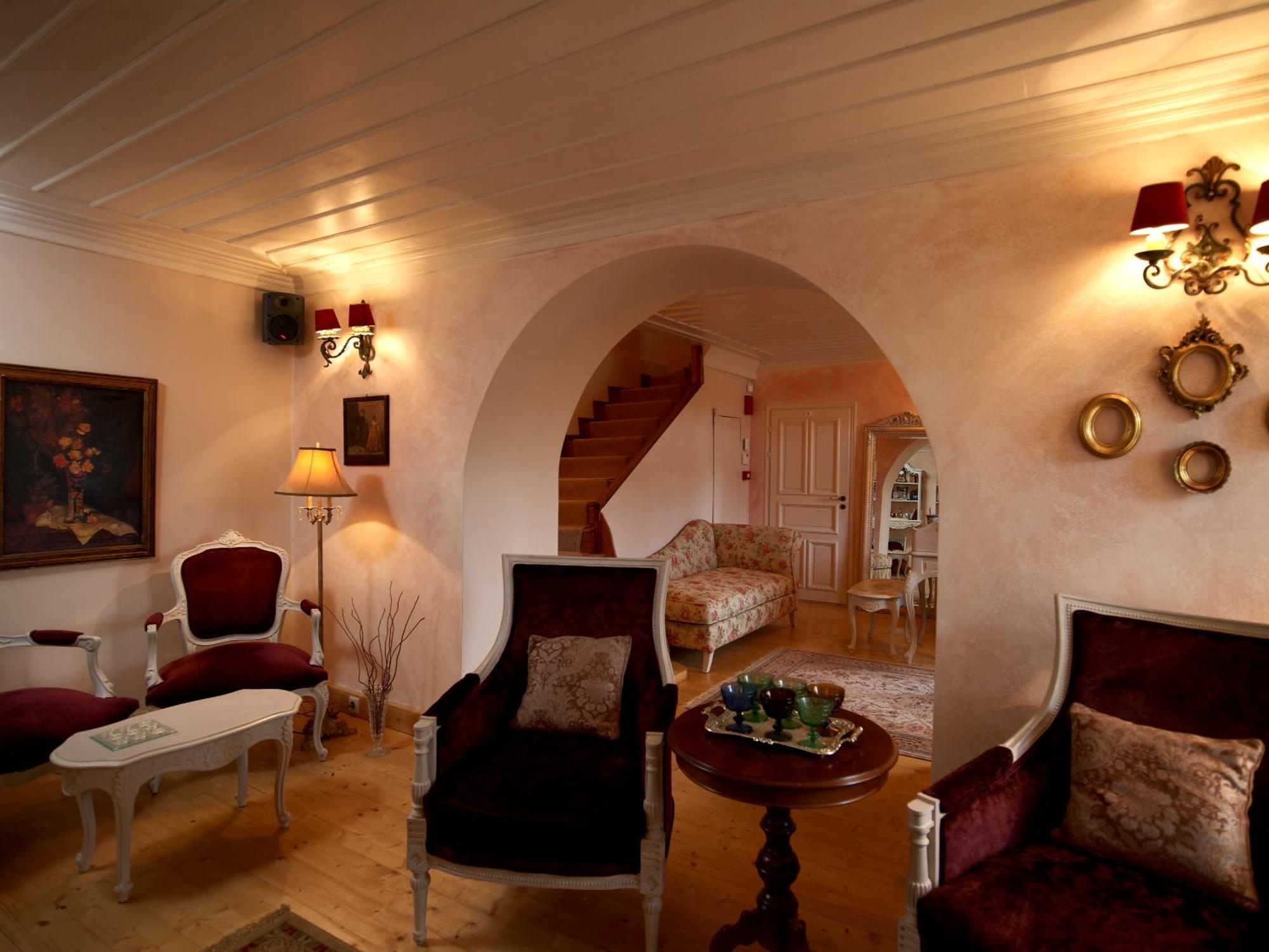 Amaryllis Boutique Guest House アノ・ペディナ エクステリア 写真