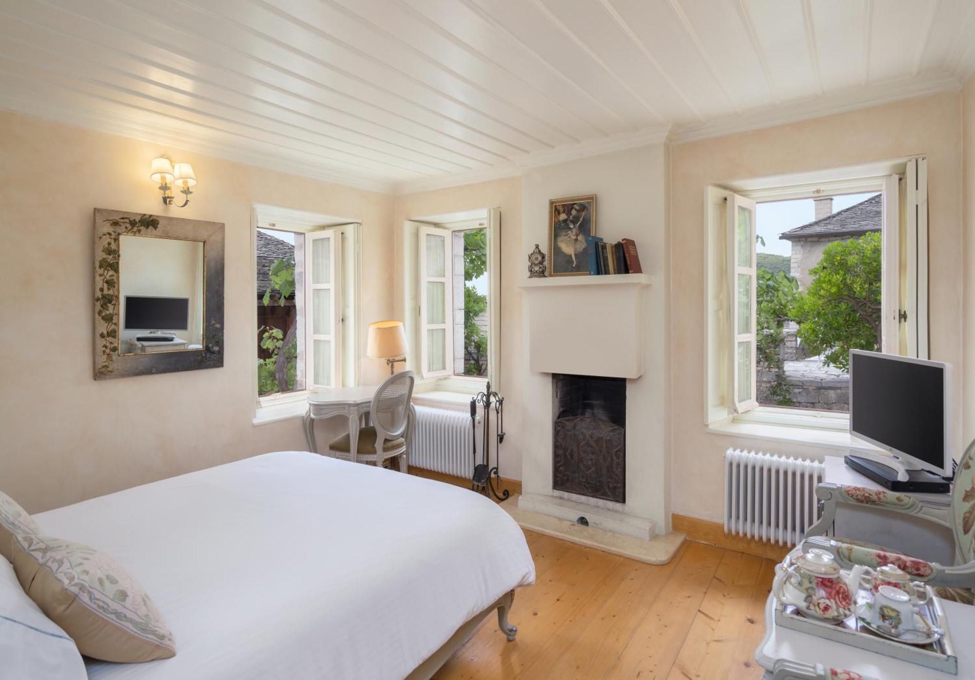 Amaryllis Boutique Guest House アノ・ペディナ エクステリア 写真