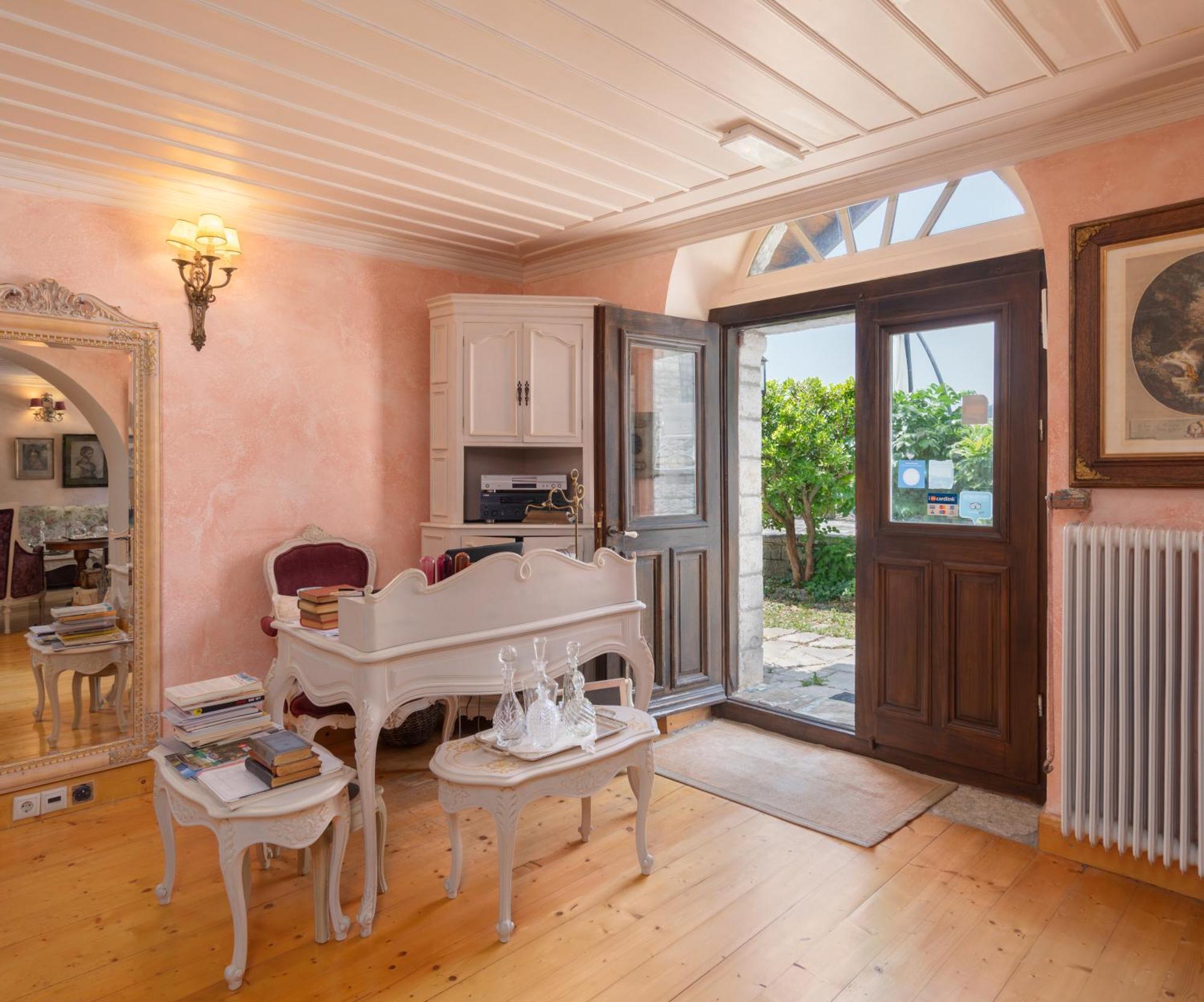 Amaryllis Boutique Guest House アノ・ペディナ エクステリア 写真
