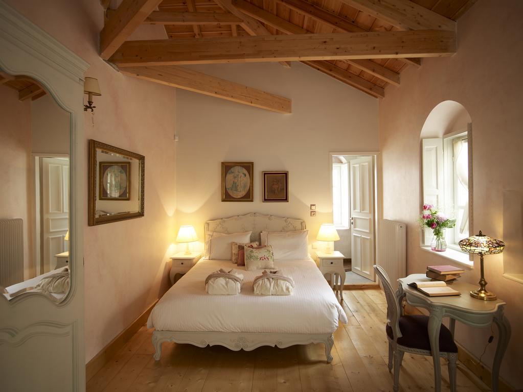 Amaryllis Boutique Guest House アノ・ペディナ エクステリア 写真